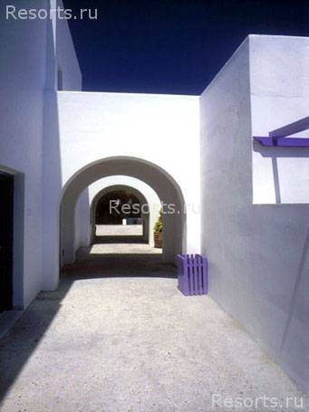 Santorini Kastelli Resort 14